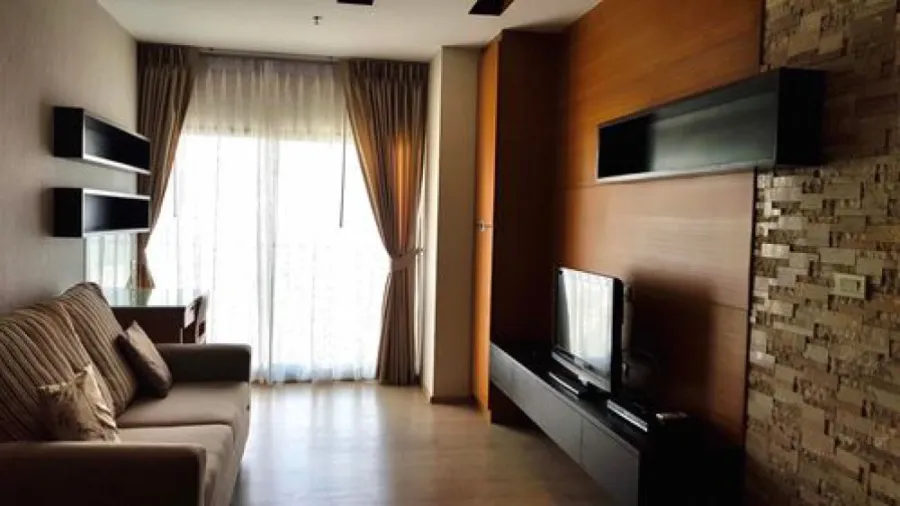 ให้เช่า!! คอนโด โนเบิล รีมิกซ์ สุขุมวิท 36 ชั้น 19 วิวไม่บล็อก พร้อมเครื่องใช้ไฟฟ้าครบครัน ห้ามพลาด!
