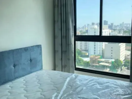 ขายด่วน Quinn Condo ชั้นสูง ได้นอนดูวิวเมืองชิวๆ แถมห้องสวยสุดๆ ตู้เสื้อผ้า Build-in ห้ามพลาดเลยจ้า images