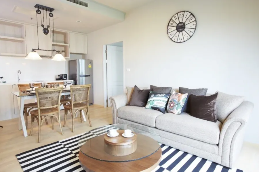 For sale or rent: Noble Refine, 14th floor, fully furnished, ready to move in. Reserve now, don't wait, hurry!