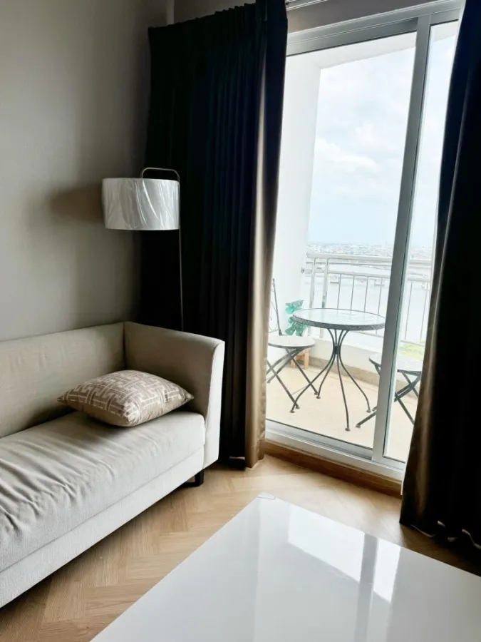 Condo for rent, Supalai River Resort, high floor, spacious room, beautifully decorated, nice to live in. Good like this, reserve now.