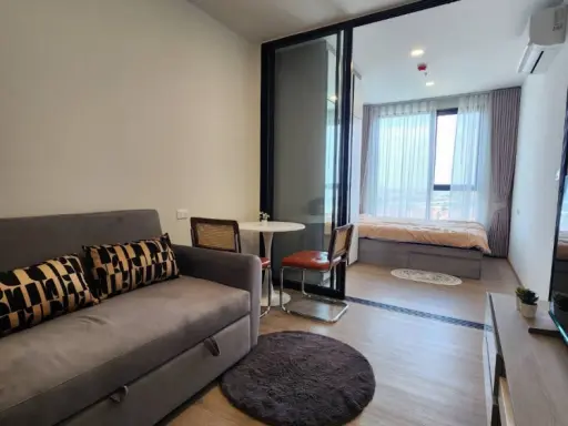 For rent: Origin Plug & Play Nonthaburi Station, high floor unit, ready to move in. Fully furnished with all amenities. Just bring your suitcase! Book