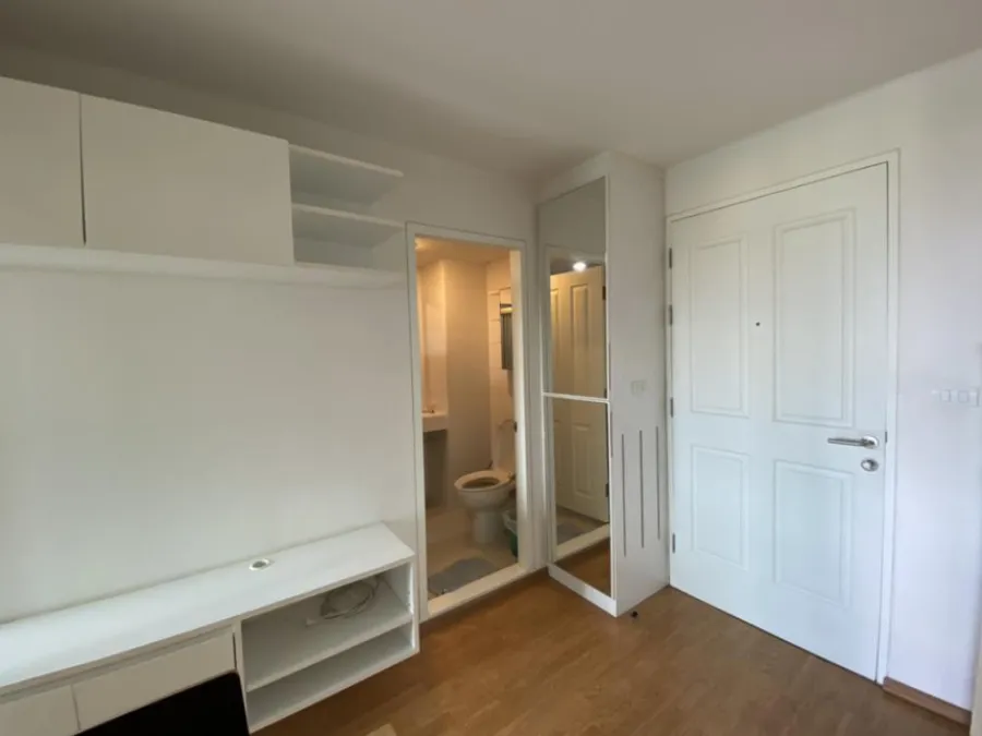 For rent!! Condo U Delight @ On Nut Station, 10th floor, pool view. Fully furnished Ready to move in!!