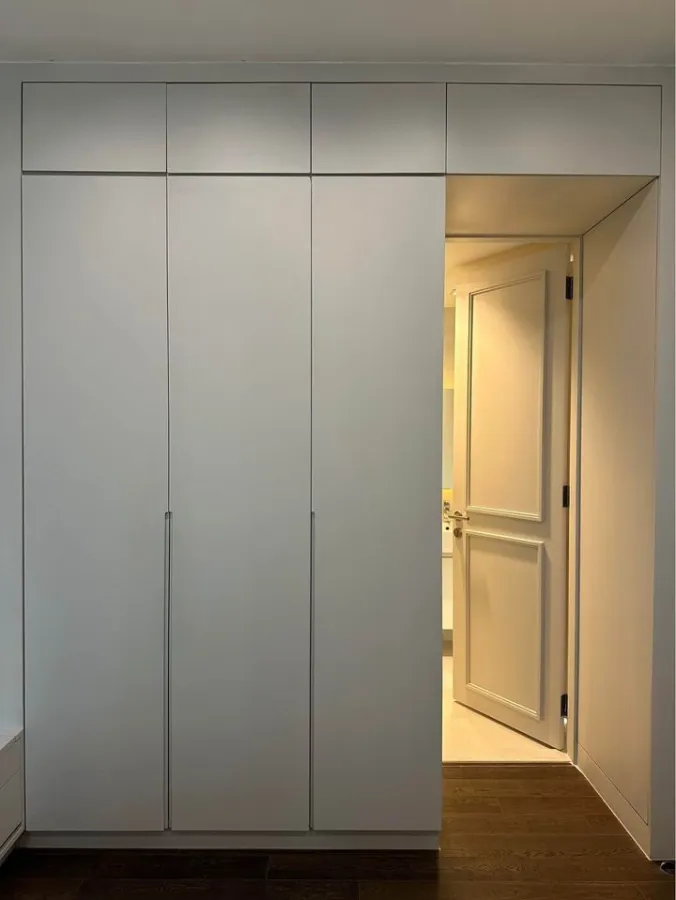 For sale and rent, Naranine, great built-in room, very livable, premium grade furniture. You can just come in and stay.