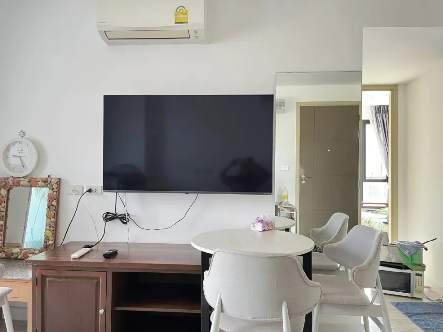 Selling a spacious condo at NAWA LIVING, Nawamin 75. Located on the 4th floor with a panoramic balcony. Book now, don't wait!