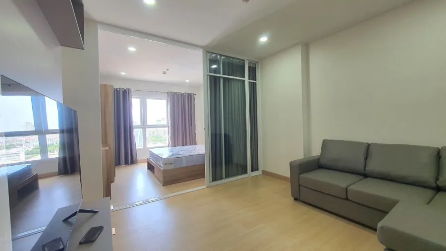 Condo for rent, Supalai Veranda Ramkhamhaeng, nice room, furnished + electrical appliances ready, has a very high view, book now.