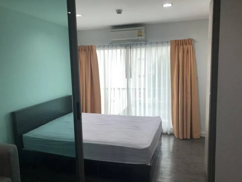 For sale B Campus Prachachuen pool view. Near The Mall Ngamwongwan, fully furnished, ready to move in. Urgent