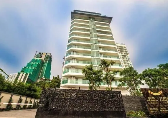 For rent: Cozy Beach View Condominium, Studio room, complete set of built-in furniture. Hurry and reserve before you miss out.