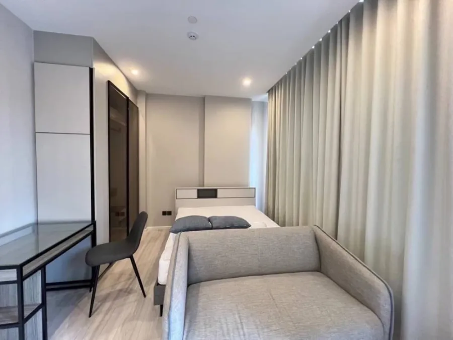 For rent!! Condo The Room Phayathai, 22nd floor, complete amenities. Ready to move in, hurry and reserve now!!
