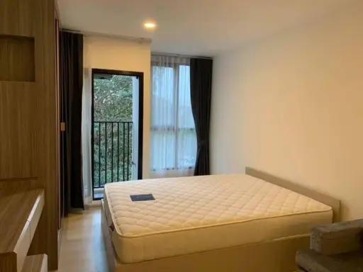 Condo for sale, Kensington Phahon Yothin 63, 4th floor, not very high, glass partitioned room, hurry and reserve before it's gone.