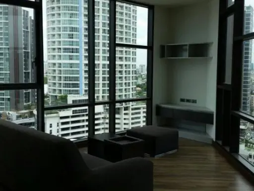 For rent, WYNE Sukhumvit, 15th floor, beautiful view, fully furnished.