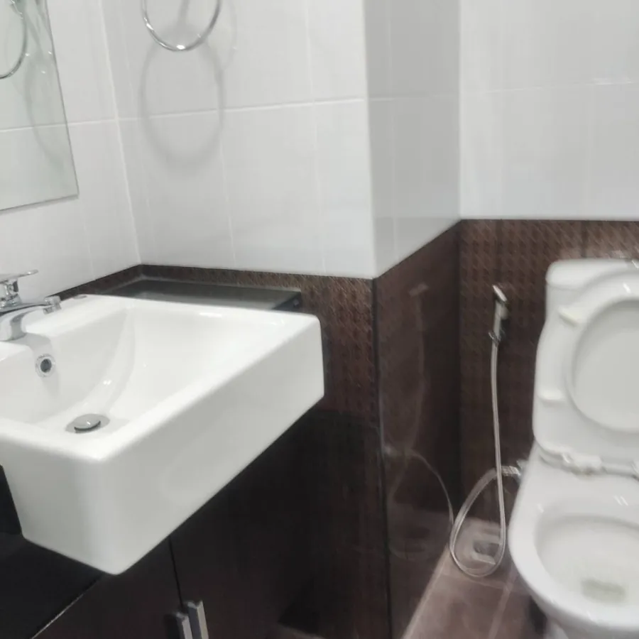 For rent, Assakarn Place Srinakarindra, STUDIO room, fully furnished. The big bed is very comfortable. Reserve quickly.