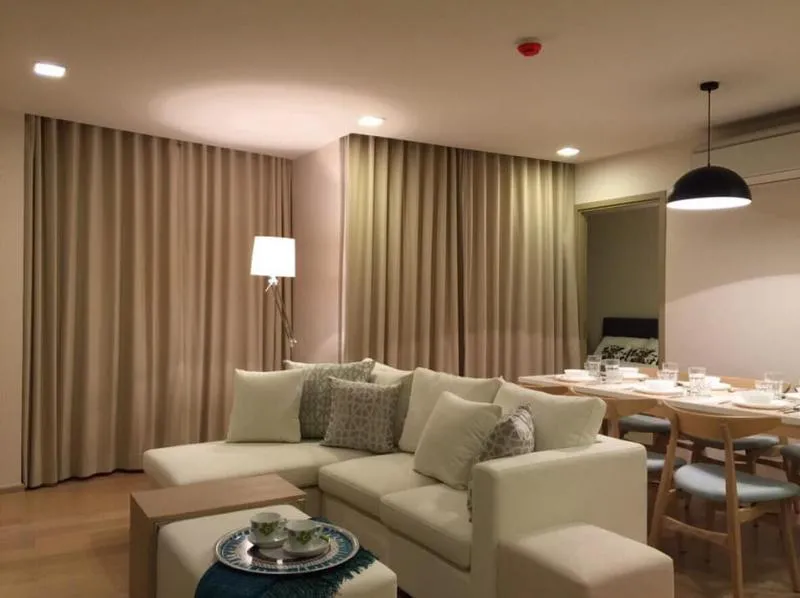 ขาย/ให้เช่า liv@49 (sukhumvit 49) ขนาด 3 ห้องนอน มีห้องเก็บของ ครัวกว้างๆ ใกล้bts มาก่อนได้ก่อน