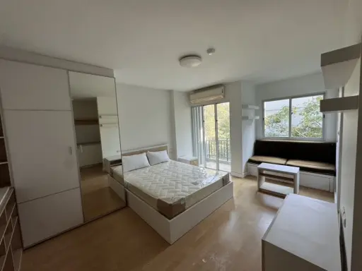 Selling My Condo Sukhumvit 81. Beautiful, quiet, and private unit. Buy now!! images