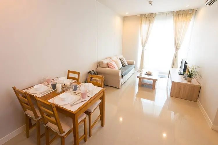 โครตคุ้ม Circle Condominium ขายด่วน ห้องสวยๆ เฟอร์+เครื่องใช้ไฟฟ้าครบ รีบเลยเป็นเจ้าของได้แล้ววันนี้