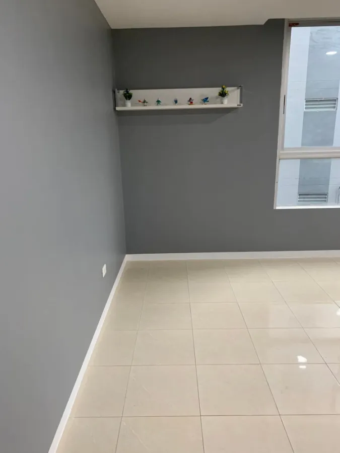 Urgent for sale, empty room, Ratchada City Condo, 18 rooms, very good condition Decorate yourself as you like. Good price. Hurry up to reserve.