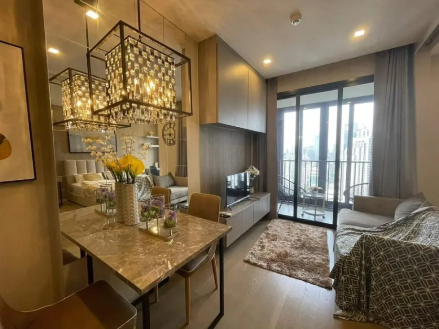 Condo for rent, Ashton Asoke, high floor (30), beautiful view, furniture + complete electrical appliances, good location, do not wait !!