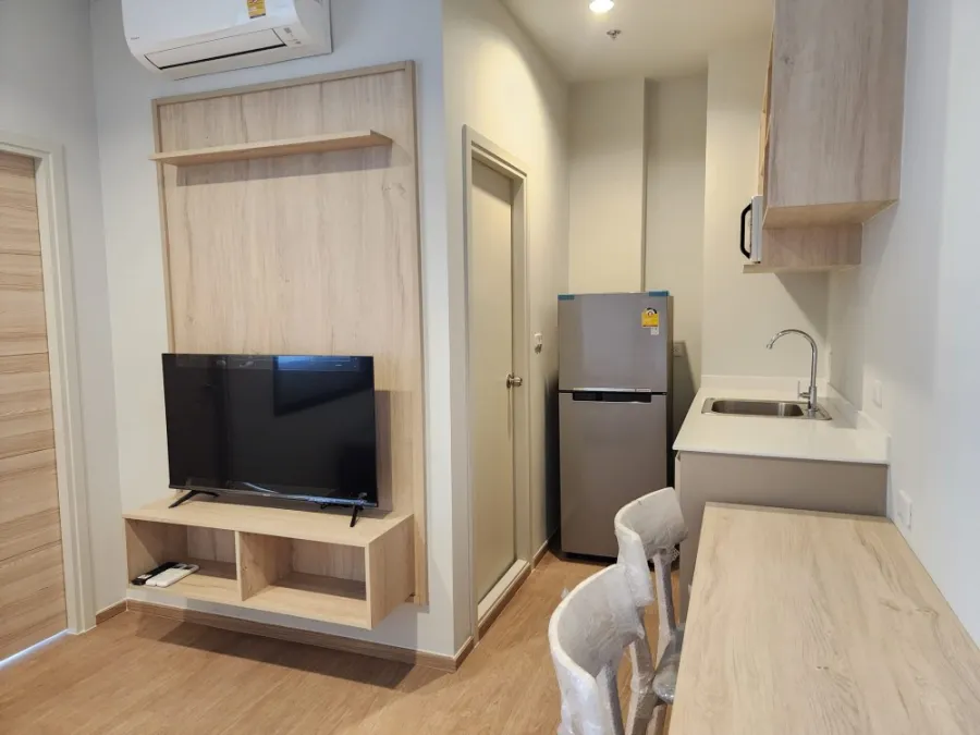 ให้เช่า คอมมอน ทียู ชั้น 29 ห้องใหม่ เฟอร์นิเจอร์ Built in ครบ พร้อมเข้าอยู่ รีบจองเลย ด่วนๆ