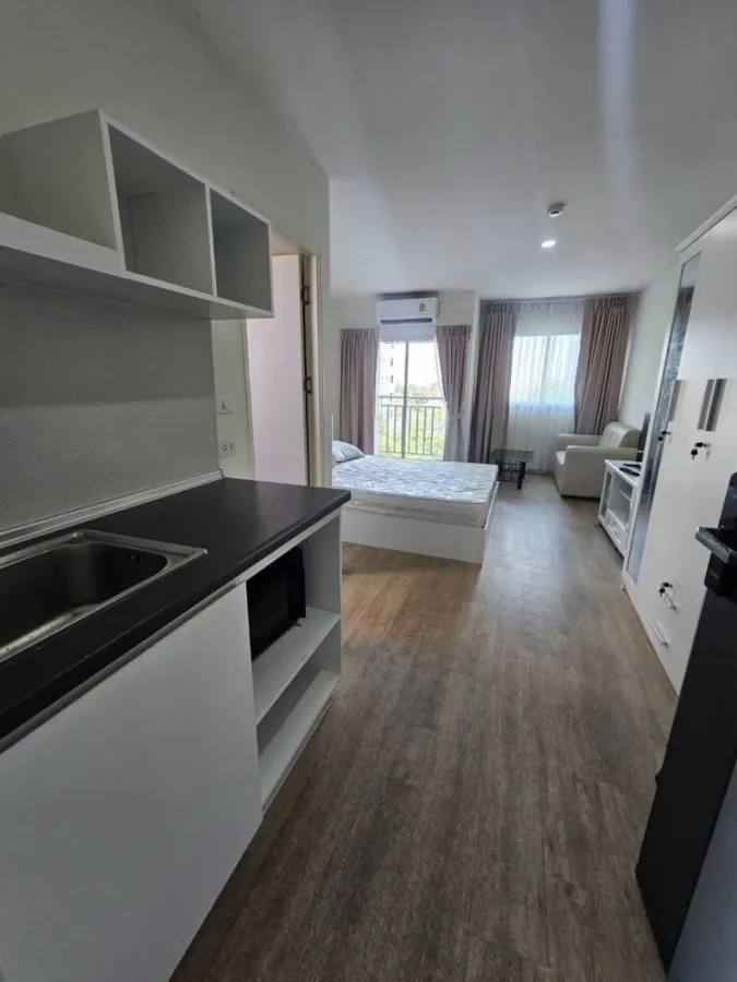 ให้เช่า Condo Lumpini Ville Chaengwattana 10 ห้องชั้นไม่สูง ห้องมุม กว้างขวางอยู่สบาย จองเลย