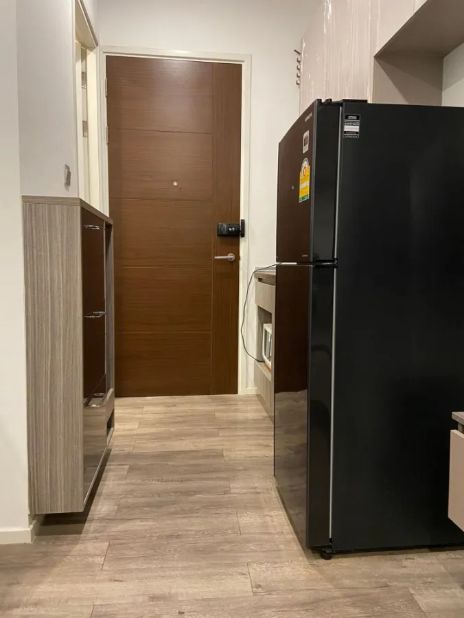 Brown Condo รัชดา 32 ให้เช่า พร้อมเฟอร์ Built-in เครื่องใช้ไฟฟ้าครบ พร้อมอยู่สุดๆ ย้ายด่วนๆเลยจ้า