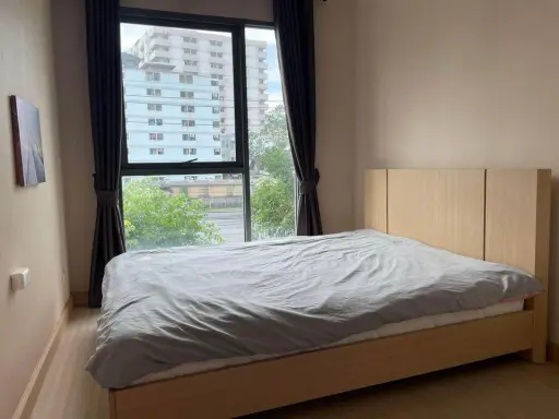 Condo for rent: The Privacy Ngamwongwan 18, 3rd floor, not very high, decorated in a warm style. If you don't book, you'll miss out.