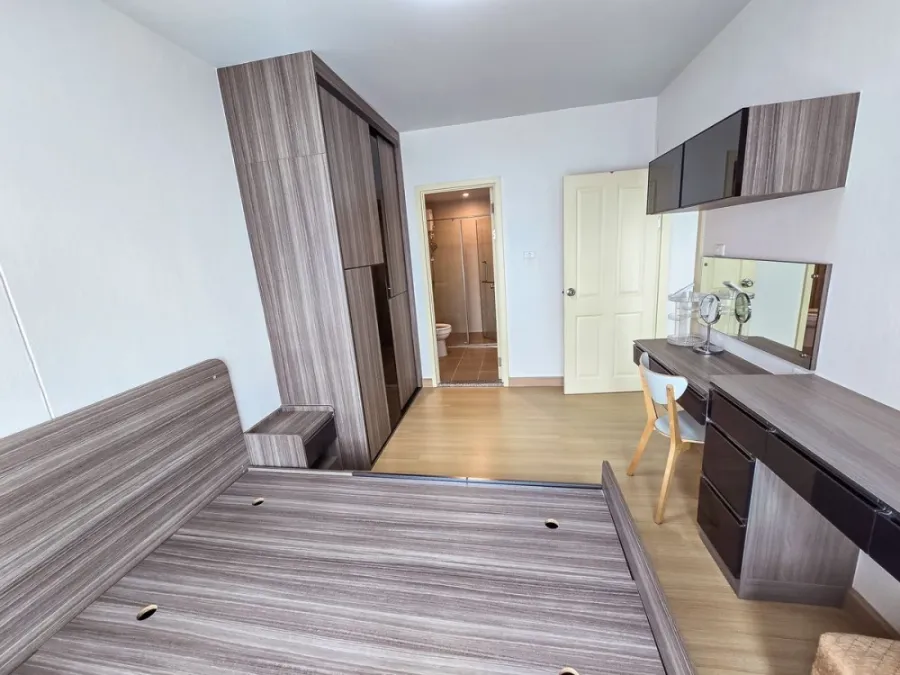 For sale: Supalai City Resort Rama 8, a lovely room with complete decorations. Reserve now!