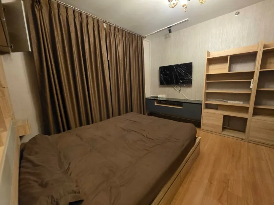 For sale: Supalai Veranda Ratchavipa-Prachachuen, 2-bedroom unit, the last one available. Both bedrooms are not adjacent to any other units, offering