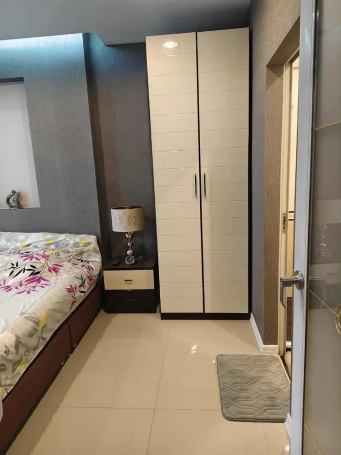 ให้เช่า CC Condominium 1 ห้องน่าอยู่ ทำเลดี ตกแต่งคุมโทน มาพร้อมเครื่องซักผ้า ในราคาสุดคุ้ม จองเลย