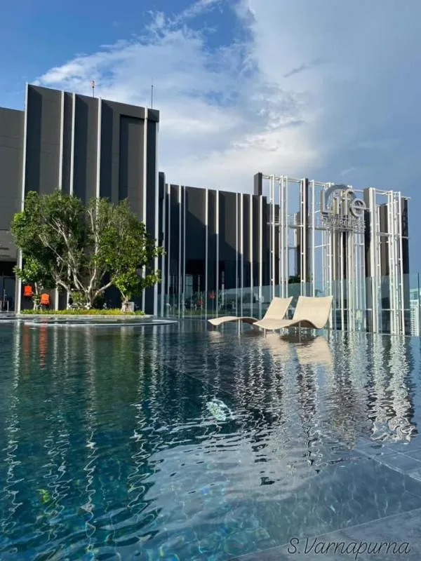 ให้เช่า คอนโด ไลฟ์ วัน ไวร์เลส ห้องสวยชั้นสูง วิวเมือง ส่วนกลางสุดหรู ทำเลน่าอยู่มากๆ ใกล้BTS ใกล้ห้าง ของกินเพียบ รีบจองเลย