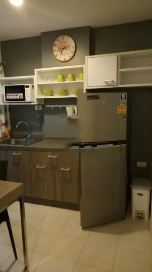 Condo for sale, The Grass, Pattaya, west, special zone room, behind the room, open the door to the garden There is no room opposite. Urgent.