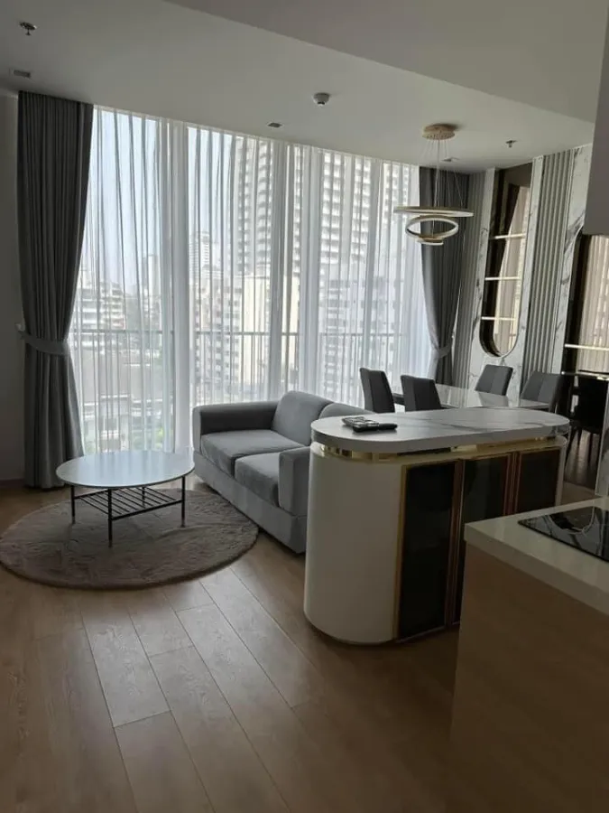 Sell, rent!! Noble Around Sukhumvit 33 condo, elegantly decorated room Complete facilities. Hurry up to reserve!!