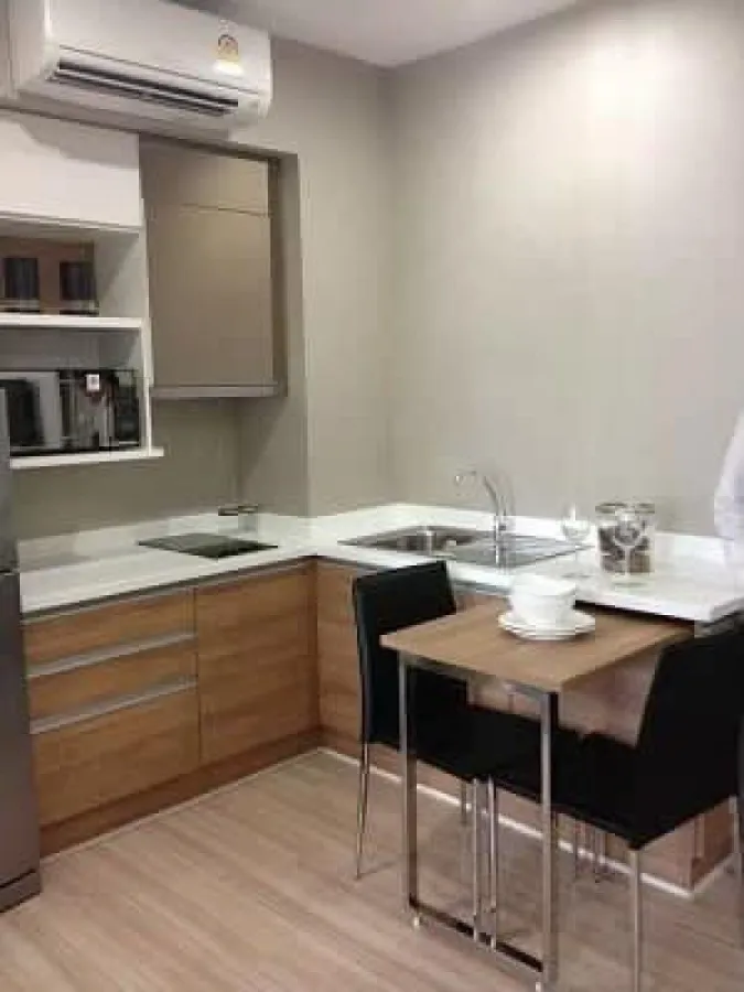 Condo for sale/rent, The Hotel Service is in a condo, living like a hotel, fully furnished, ready to move in. Book now!!