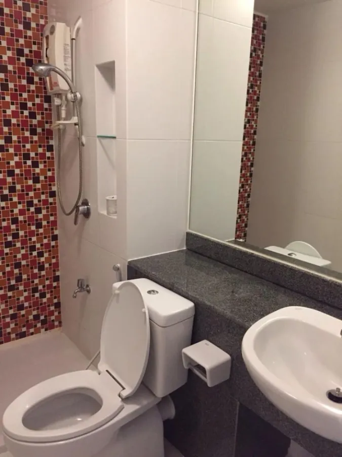 ให้เช่า เดอะ พาร์คแลนด์ ตากสิน-ท่าพระ ห้องตกตแต่งไฉไล ไม่เหมือนใคร เฟอร์ built-in ครบ สนใจรีบเลย