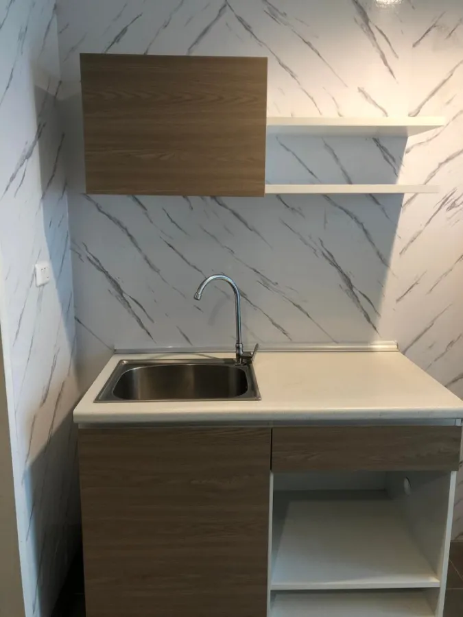 For rent, The Kith Light, Bangkadi-Tiwanon, new room, divided into proportions, 6th floor, good height, book quickly.
