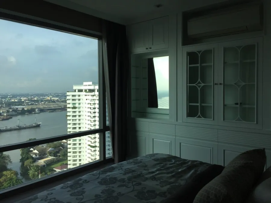 Star View Condo for sale, very spacious room, high floor, well decorated, awesome furniture, hurry and reserve it quickly.