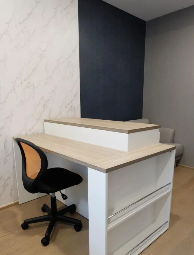 Ashton Chula - Silom for rent, garden view, fully furnished ready to move in Install wallpaper in the whole room. Book now.