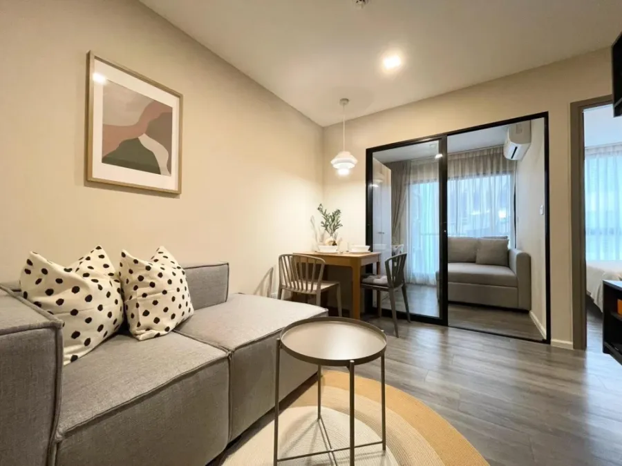 for sale or rent: Notting Hill Jatujak Interchange, empty room, affordable price. People who love decorating rooms should definitely not miss this.