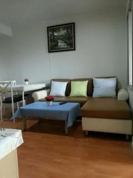 Lumpini Ville sukhumvit 77 @BTS On Nut for rent 11,500 baht, fully furnished, with a swimming pool.