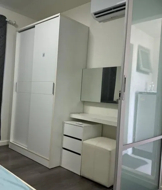 ให้เช่า D condo Campus Resort Bangsean ห้องชั้น 5 วิวสระ เฟอร์และเครื่องใช้ไฟฟ้าครบครัน จองด่วน