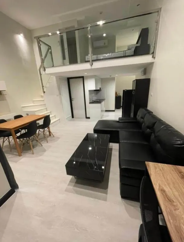 ปล่อยเช่า เทมส์ เรสซิเดนส์ ห้องน่าอยู่ โซฟาตัวใหญ่น่านั่งสุดๆ แถมราคาดี รีบจองให้ไวเลยจ้า