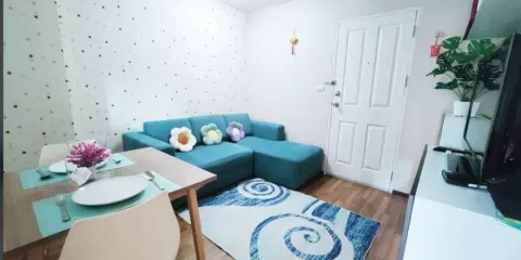 For rent คอนโด ยู หัวหมาก สเตชั่น ห้องกว้างขวาง ติดวอลเปเปอร์อย่างดี ราคาอย่างคุ้ม ต้องรีบมาจับจอง