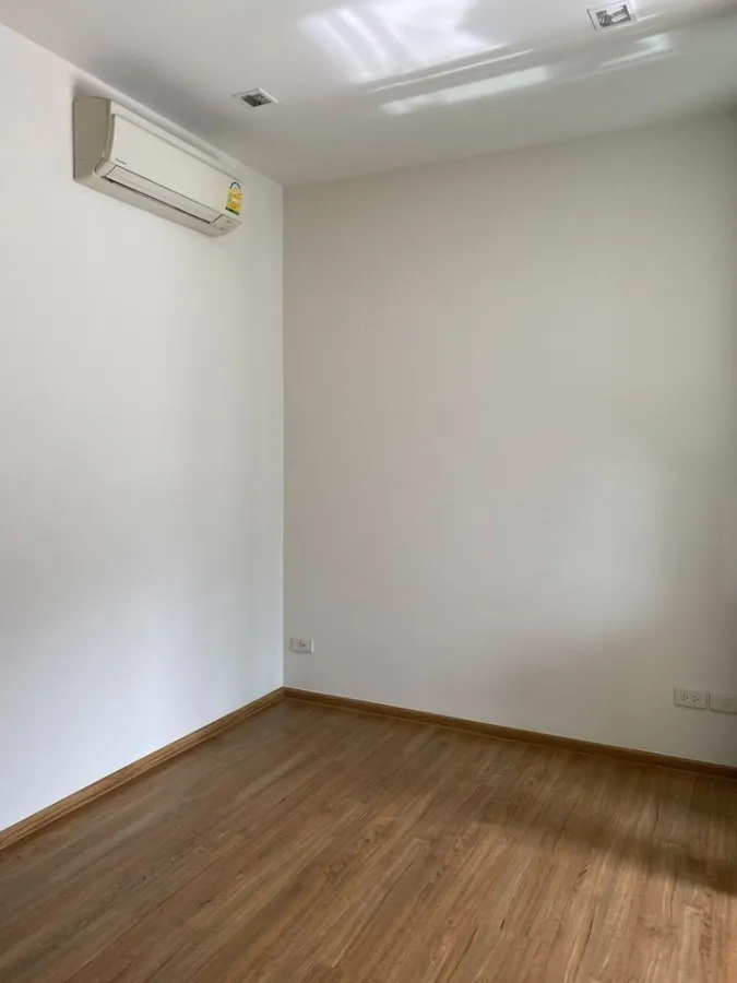 ขาย Hasu Haus คอนโดสไตล์รีสอร์ท เดินทางสะดวก สบาย ห้องเปล่า กั้นเป็นสัดส่วน รีบจับจองเป็นเจ้าของเลย