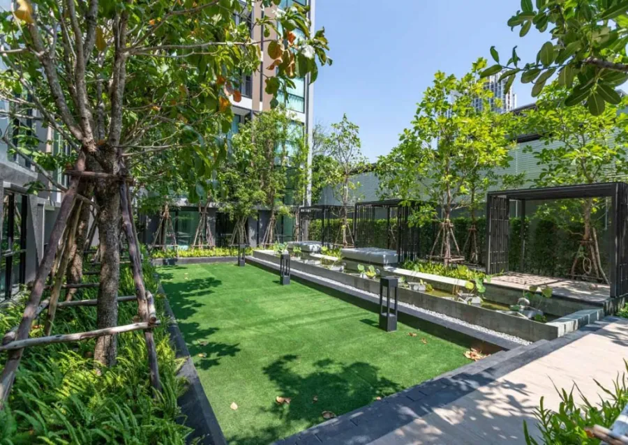 Rent a Vetara Sukhumvit 36, 2 bedrooms, complete facilities Book and not disappointed.