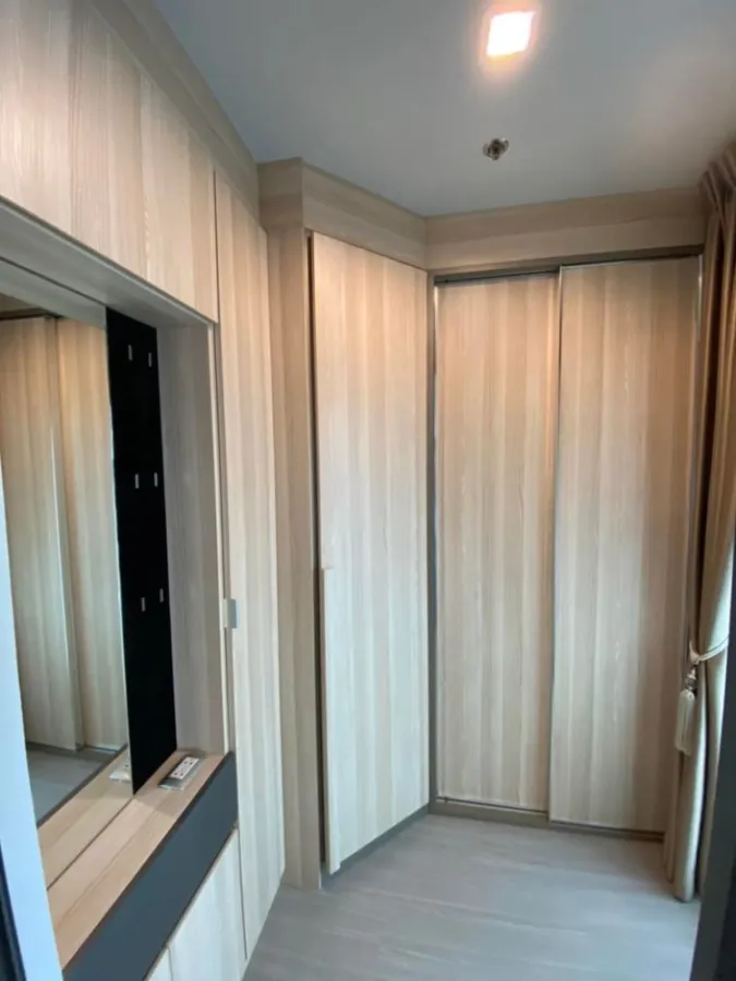 Life Ladprao for rent, 1 bedroom, 1 bathroom, 1 walkin closet fully furnished, can't reserve it, tell me