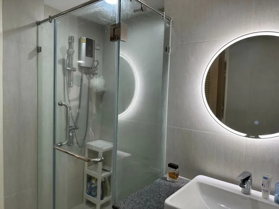 ปล่อยเช่า Harmony Living Phahonyothin 11 ห้องกว้างขวาง ตกแต่งเรียบง่ายน่าอยู่ โซฟานั่งสบาย จองเลย