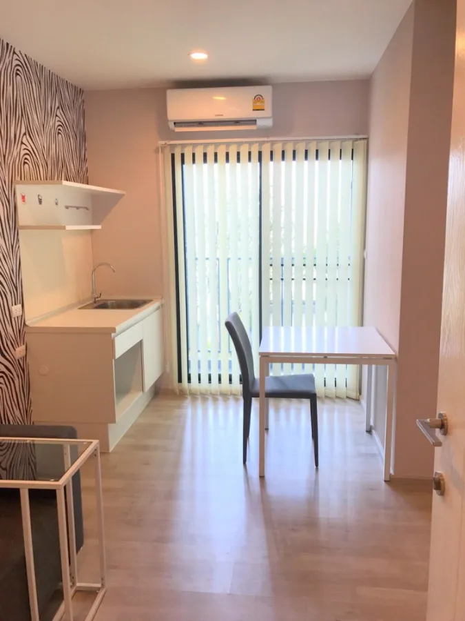 ปล่อบเช่า Plum Condo @ Central Station ห้องน่าอยู่ ติดวอลเปเปอร์อย่างดี มีครบจบที่เดียว อย่าพลาดเลย