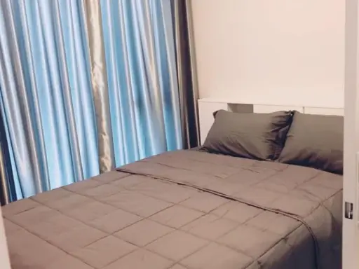 ห้องขนาด 23 ตร.ม แบ่งสัดส่วนห้องชัดเจน พร้อมเฟอร์ ห้ามพลาด เช่าเลยที่ Plum Condo Ram 60 Interchange