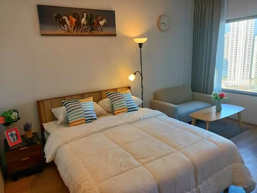 ปล่อยเช่าคอนโด Life พระราม 4 - อโศก ห้องสตูดิโอ ชั้น 24 City view! ชั้นสูงสุดของห้อง ต้องรีบมาจอง