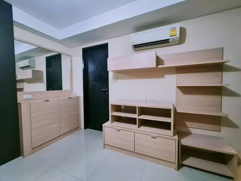ขาย เลอฌ็อง พรีเมี่ยม ลาดพร้าว 1 นอน ห้องกว้าง เครื่องใช้ไฟฟ้าครบ ราคาดี แบบนี้ต้องรีบจองเลยจ้า