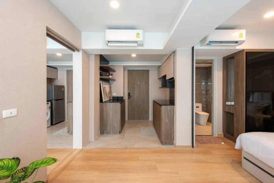 ขาย ให้เช่า LLOYD Soonvijai-Thonglor ห้องตกแต่งแบบเรียบง่ายแต่ดูดีสุดๆ พื้นที่ใช้สอยเหลือๆ รีบจองเลย