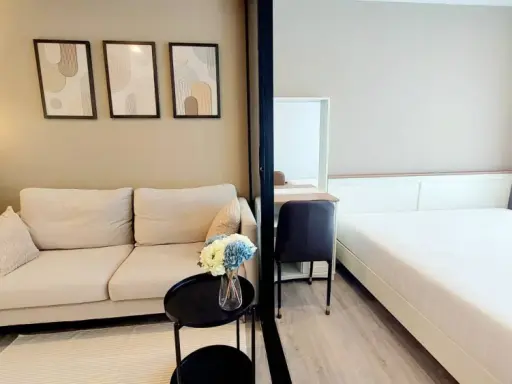 ให้เช่า Regent Home Bangna ห้องไม่ร้อน เฟอร์นิเจอร์ครบ พร้อมที่นอน​ 6 ฟุต​และโซฟาขนาด​ใหญ่​ รีบจองเลย images